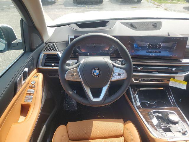 new 2026 BMW X7 car, priced at $90,615