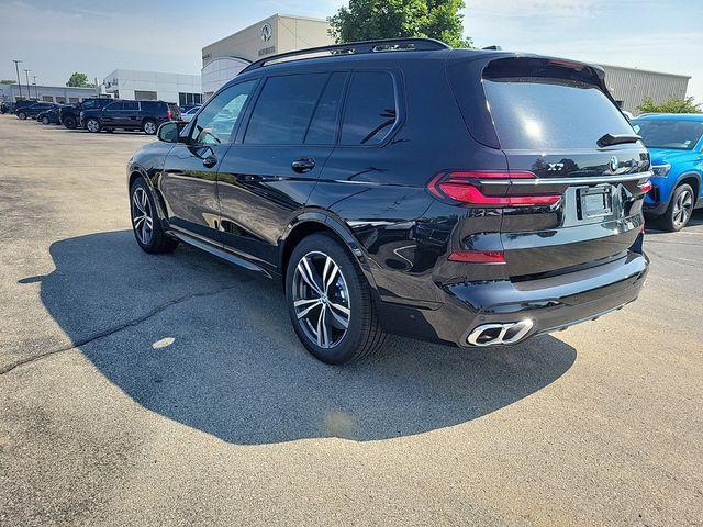 new 2025 BMW X7 car, priced at $117,305