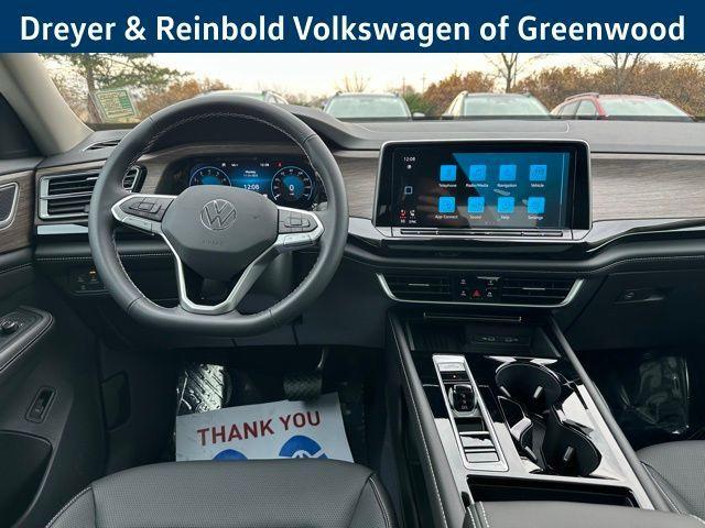 new 2026 Volkswagen Atlas car, priced at $53,077