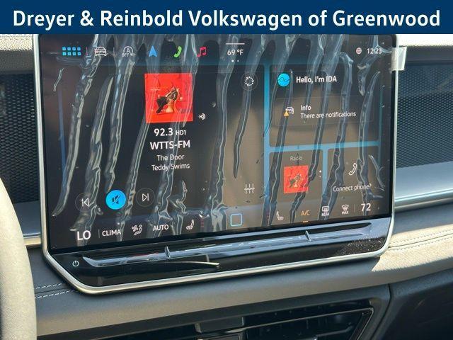 new 2025 Volkswagen Tiguan car, priced at $34,287