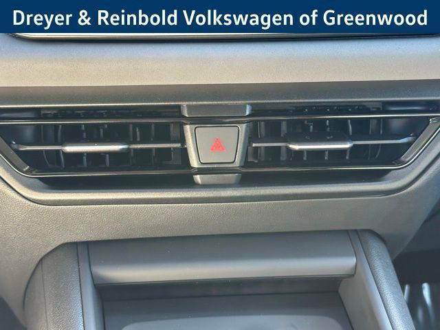new 2025 Volkswagen Tiguan car, priced at $34,287