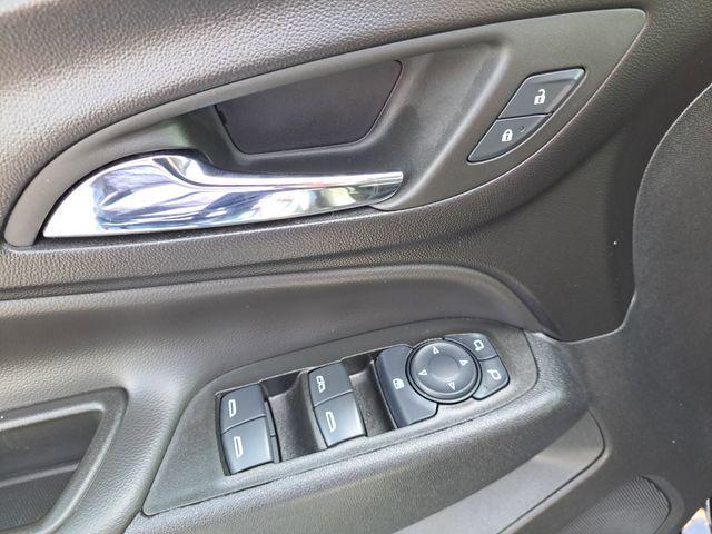 used 2024 Chevrolet Equinox car, priced at $25,980