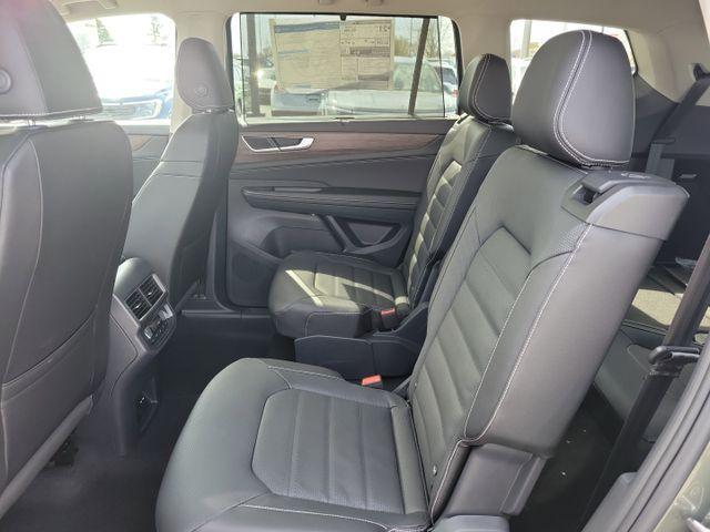 new 2025 Volkswagen Atlas car, priced at $49,997