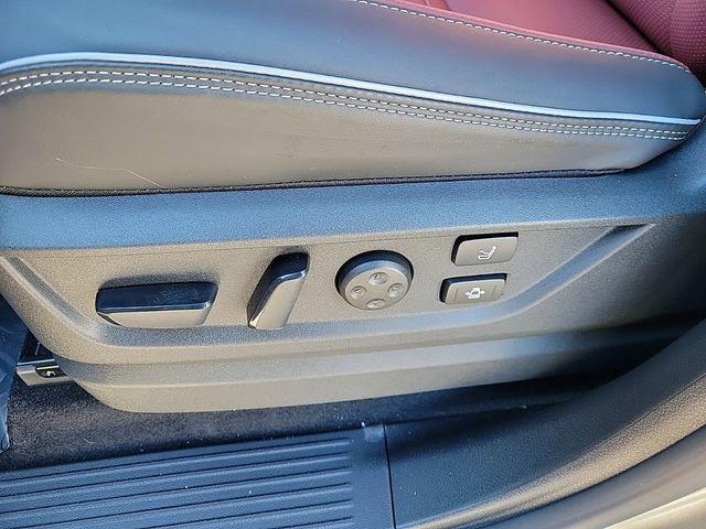 new 2025 INFINITI QX80 car, priced at $109,589