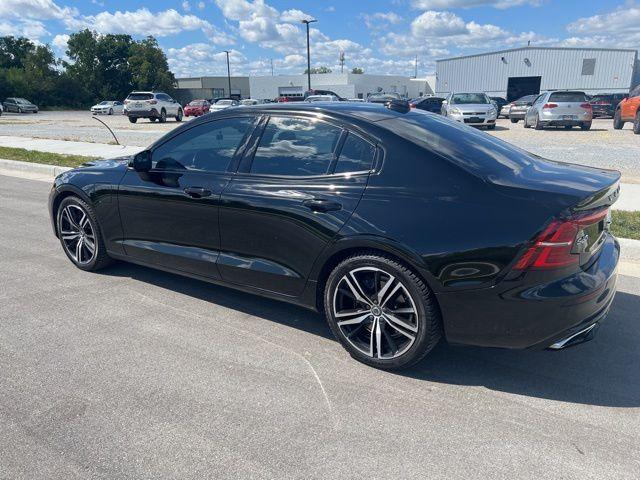 used 2022 Volvo S60 Recharge Plug-In Hybrid car, priced at $30,000