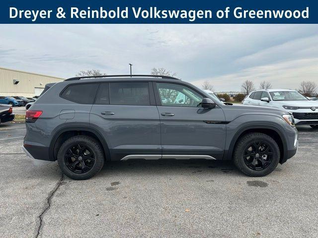 new 2026 Volkswagen Atlas car, priced at $50,822
