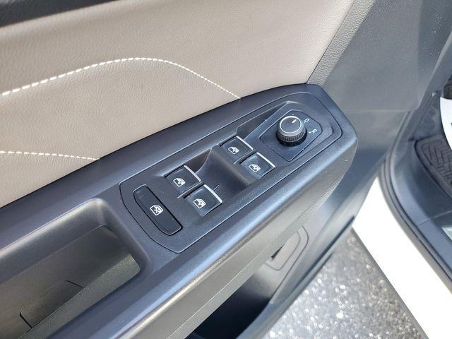 used 2022 Volkswagen Atlas Cross Sport car, priced at $30,000
