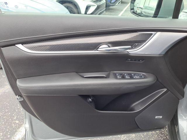 used 2024 Cadillac XT6 car, priced at $54,580