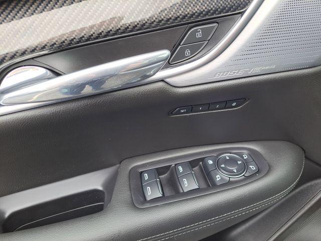 used 2024 Cadillac XT6 car, priced at $48,000