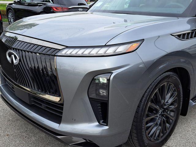 new 2025 INFINITI QX80 car, priced at $110,433