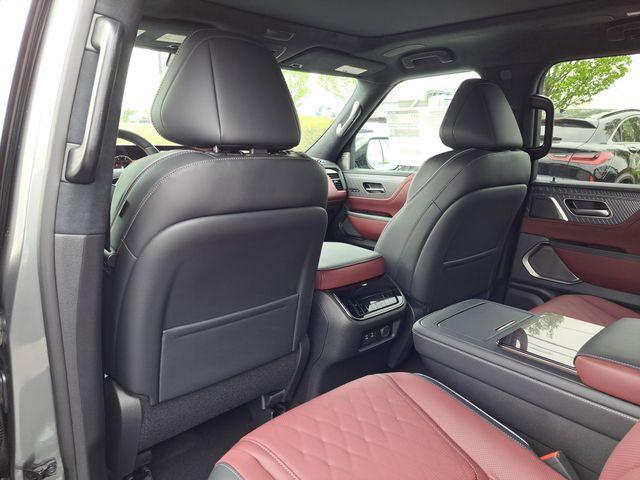 new 2025 INFINITI QX80 car, priced at $110,433