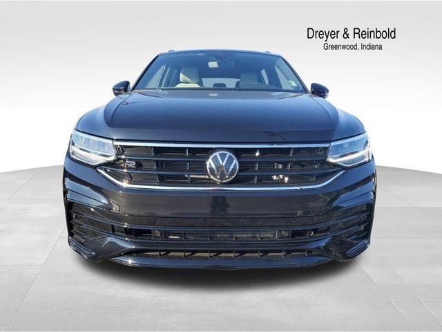 new 2024 Volkswagen Tiguan car, priced at $37,579