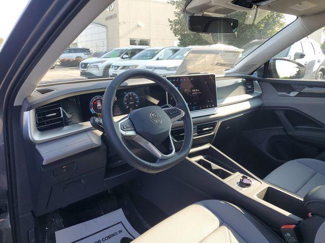 new 2025 Volkswagen Tiguan car, priced at $36,534