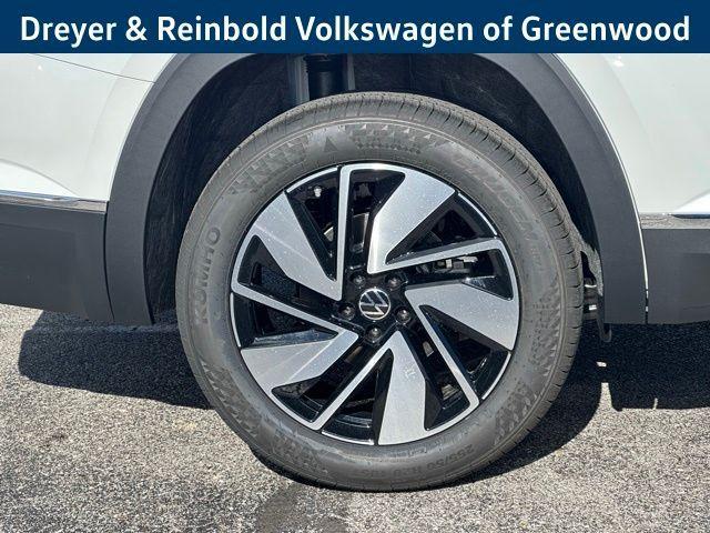 new 2026 Volkswagen Atlas car, priced at $53,077