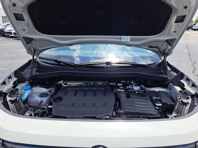 new 2025 Volkswagen Tiguan car, priced at $38,940