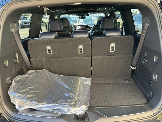 new 2026 INFINITI QX80 car, priced at $106,320
