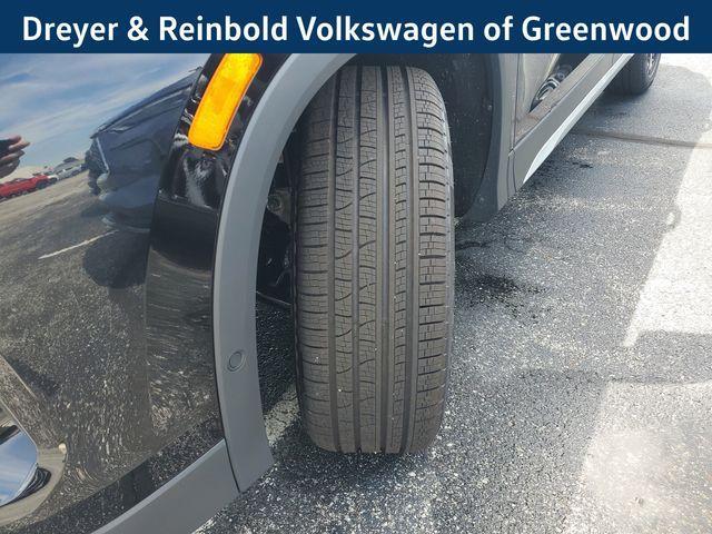 new 2025 Volkswagen Tiguan car, priced at $35,002