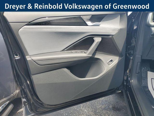 new 2025 Volkswagen Tiguan car, priced at $35,002