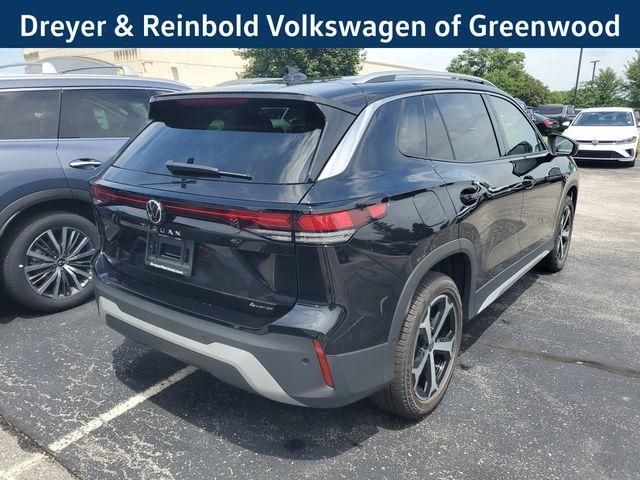 new 2025 Volkswagen Tiguan car, priced at $35,002
