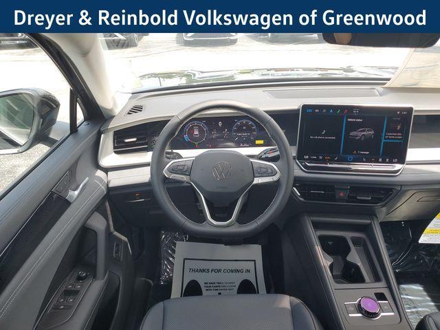 new 2025 Volkswagen Tiguan car, priced at $35,002