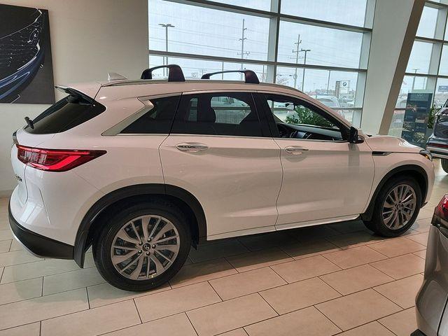 new 2025 INFINITI QX50 car, priced at $49,555