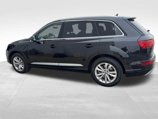 used 2018 Audi Q7 car, priced at $21,000