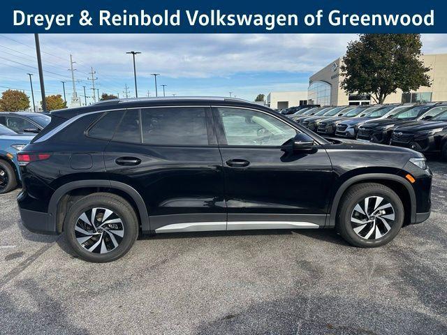 new 2026 Volkswagen Tiguan car, priced at $32,881