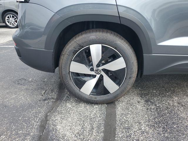 new 2025 Volkswagen Taos car, priced at $28,305