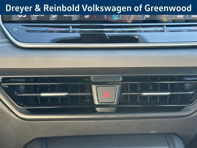 new 2025 Volkswagen Tiguan car, priced at $37,783