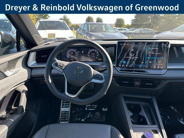 new 2025 Volkswagen Tiguan car, priced at $37,783