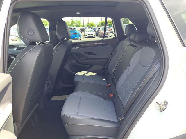new 2025 Volkswagen Tiguan car, priced at $38,998