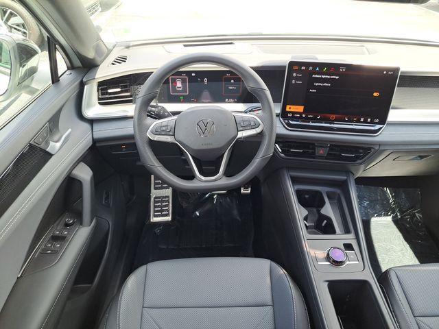 new 2025 Volkswagen Tiguan car, priced at $38,998