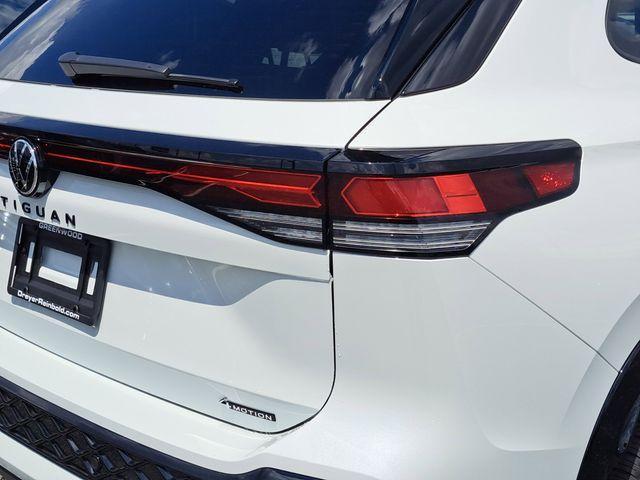 new 2025 Volkswagen Tiguan car, priced at $38,998