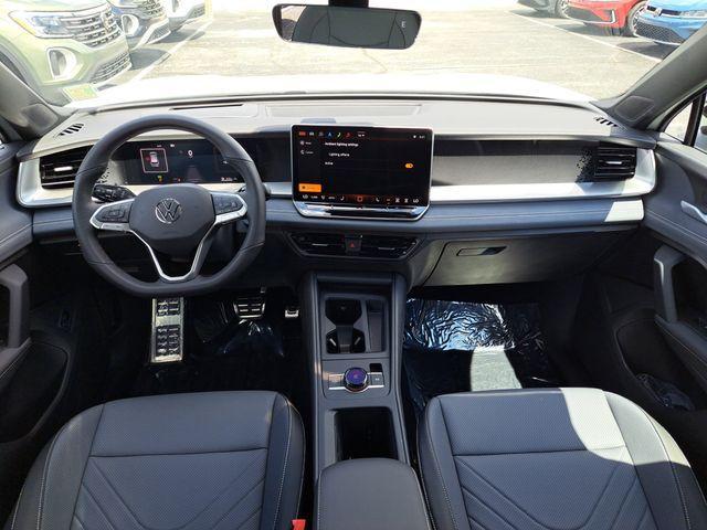 new 2025 Volkswagen Tiguan car, priced at $38,998