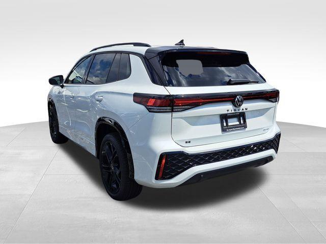new 2025 Volkswagen Tiguan car, priced at $38,998