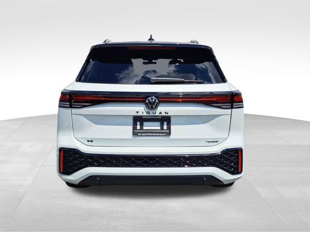new 2025 Volkswagen Tiguan car, priced at $38,998