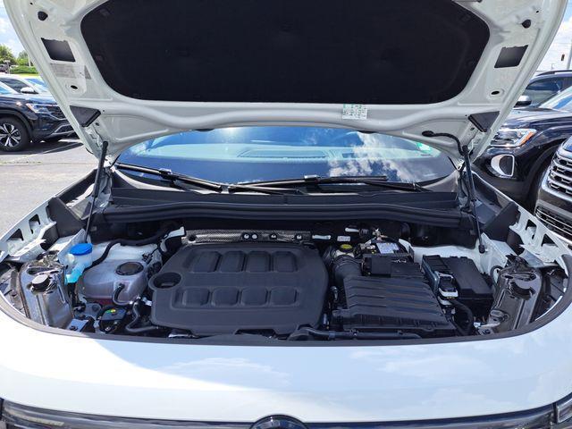 new 2025 Volkswagen Tiguan car, priced at $38,998