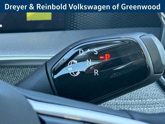 new 2025 Volkswagen Tiguan car, priced at $31,251