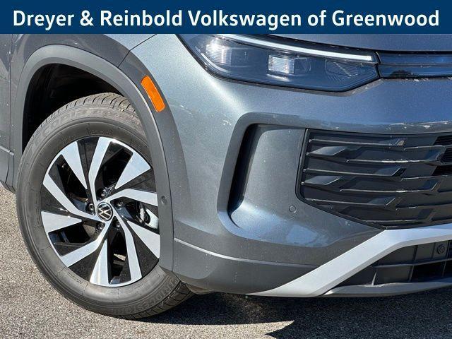 new 2025 Volkswagen Tiguan car, priced at $31,251