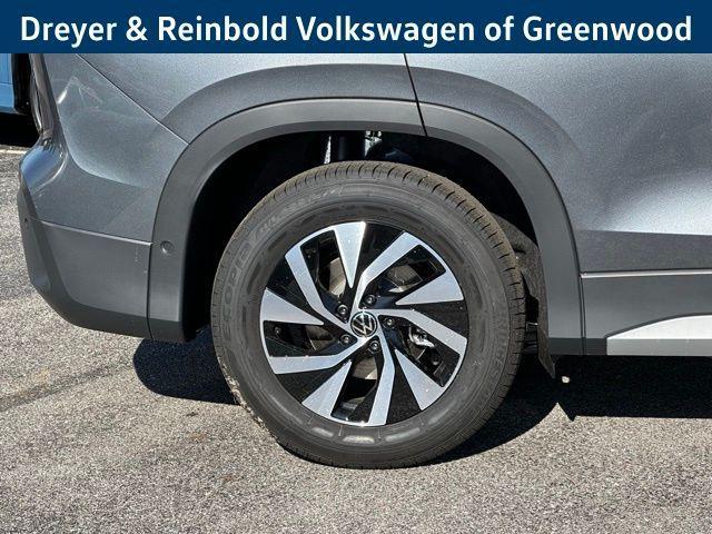 new 2025 Volkswagen Tiguan car, priced at $31,251