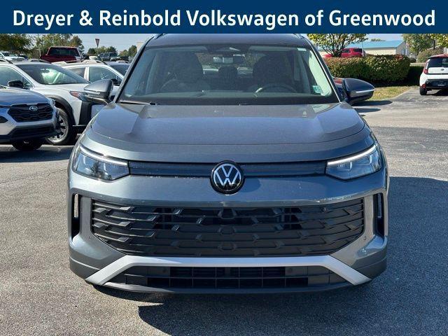 new 2025 Volkswagen Tiguan car, priced at $31,251