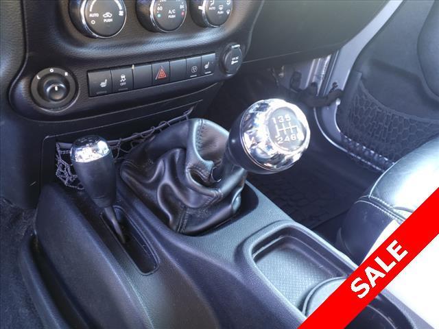 used 2015 Jeep Wrangler Unlimited car, priced at $17,892