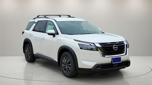 new 2024 Nissan Pathfinder car, priced at $31,850