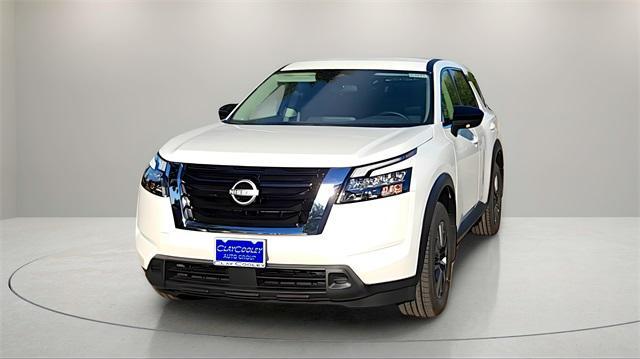 new 2024 Nissan Pathfinder car, priced at $31,404