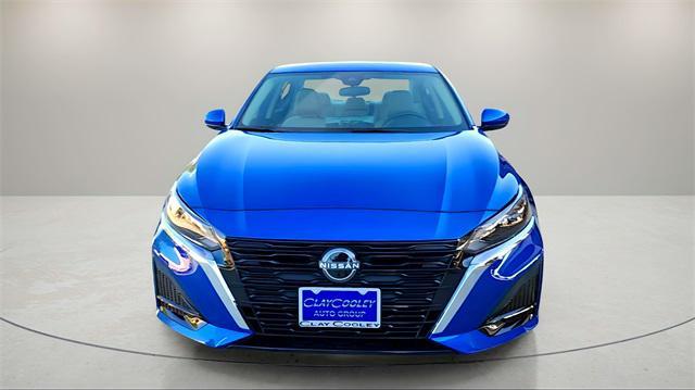 new 2025 Nissan Altima car, priced at $27,725