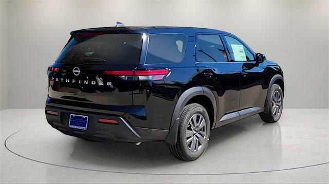 new 2024 Nissan Pathfinder car, priced at $31,717