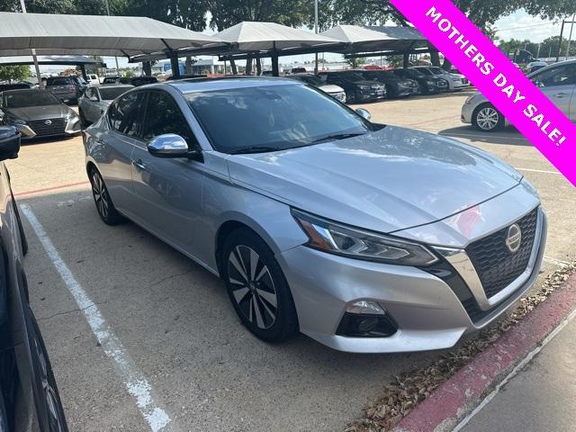 used 2019 Nissan Altima car, priced at $17,500