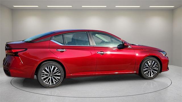 new 2025 Nissan Altima car, priced at $28,881