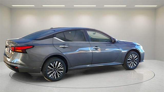 new 2025 Nissan Altima car, priced at $27,635