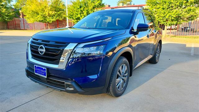 new 2024 Nissan Pathfinder car, priced at $36,692